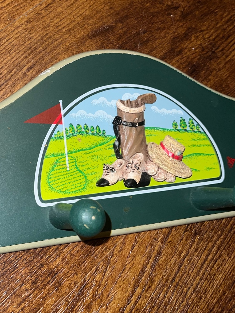 Vintage Golf Retro Green Wooden Painted Wall Plaque Decor Hat Rack - Picture 4 of 10